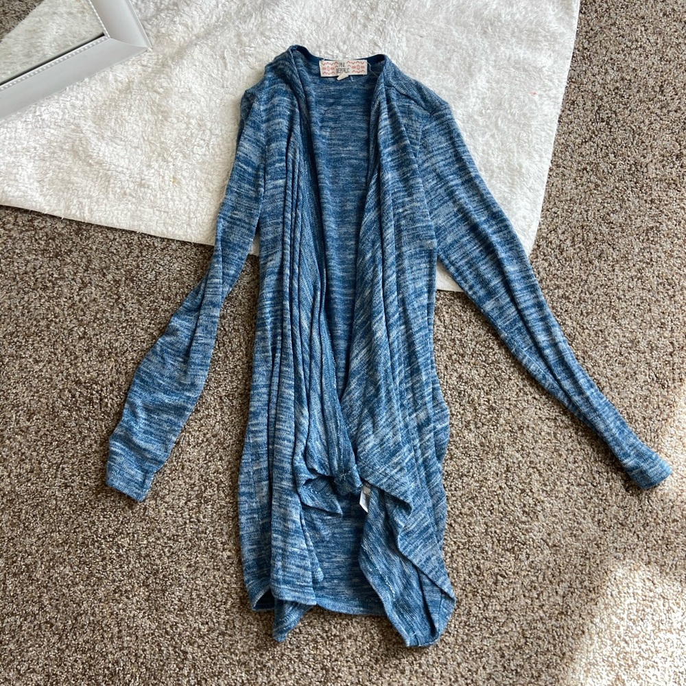 Cardigan - Picture 2 of 2